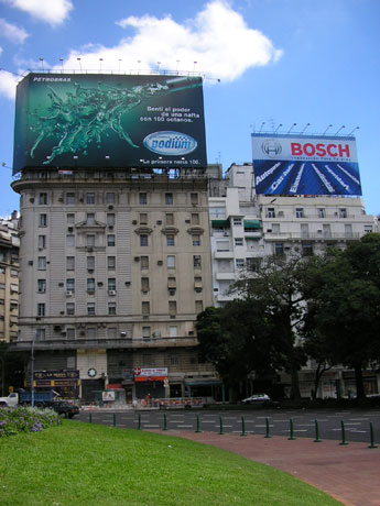Avenida 9 de julio - Buenos Aires - Argentine